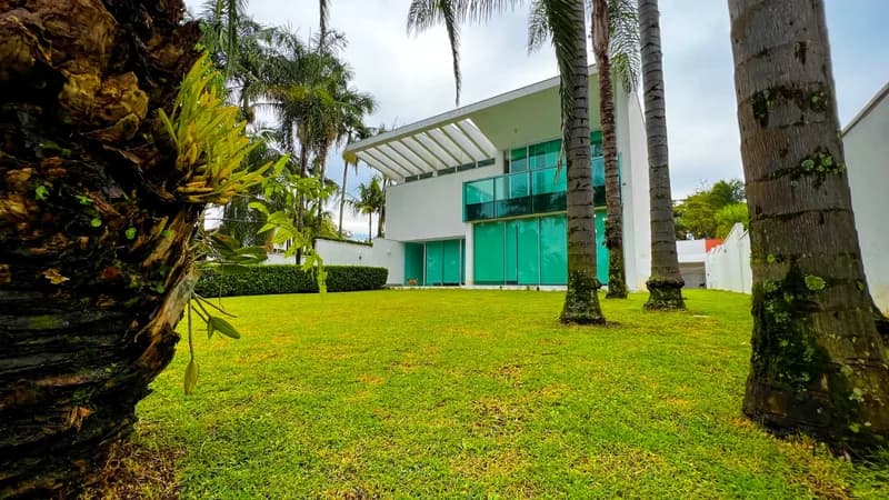 Casa Alto Padrão com 4 Quartos à venda no Bandeirantes
