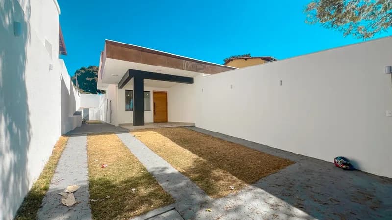 Casa à venda no bairro Jardim Atlântico