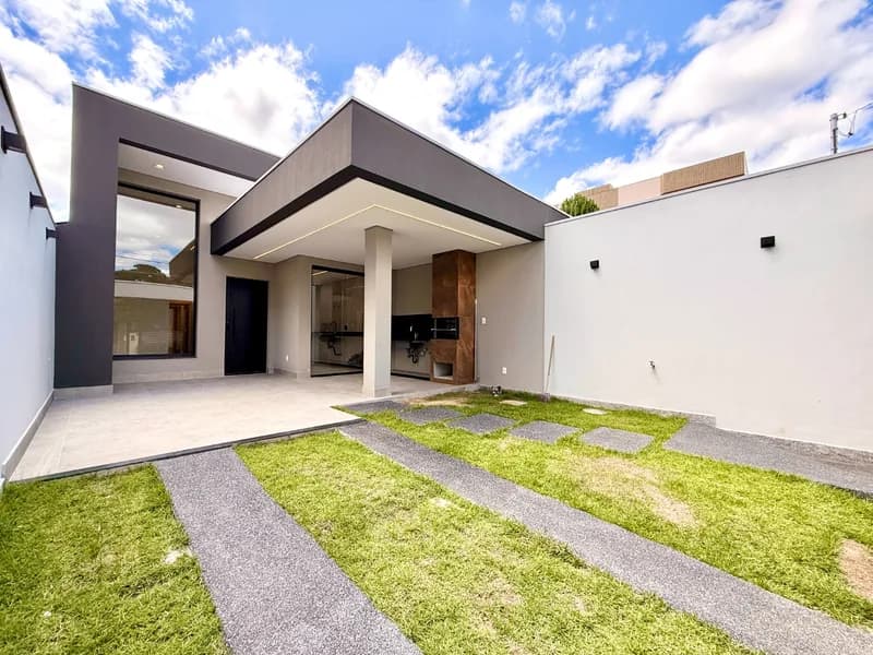 Casa linear com 3 quartos à venda no Santa Amélia