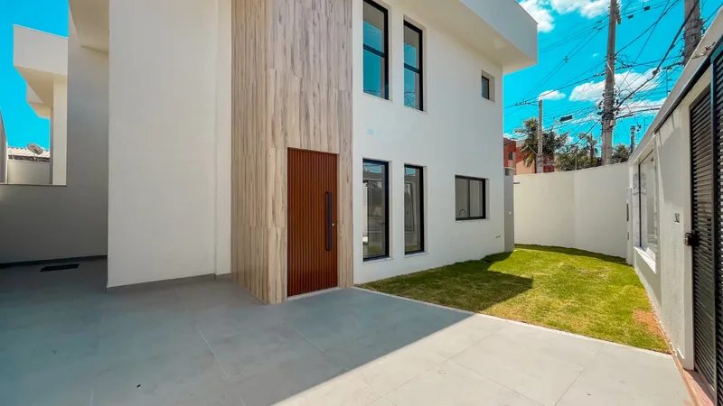 Casa com 3 quartos e espaço gourmet à venda no Planalto