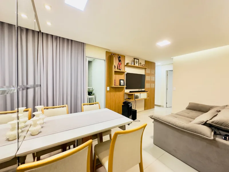 Apartamento com 2 Quartos, elevador, portaria e lazer à venda no Floramar