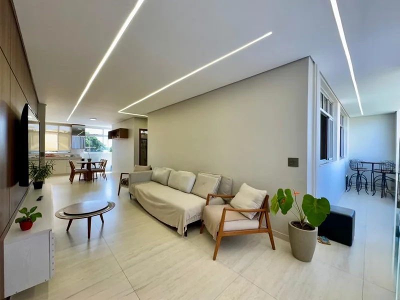 Apartamento com 3 quartos à venda no Itapoã