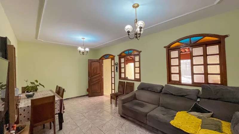 Casa com 3 quartos à venda no Copacabana