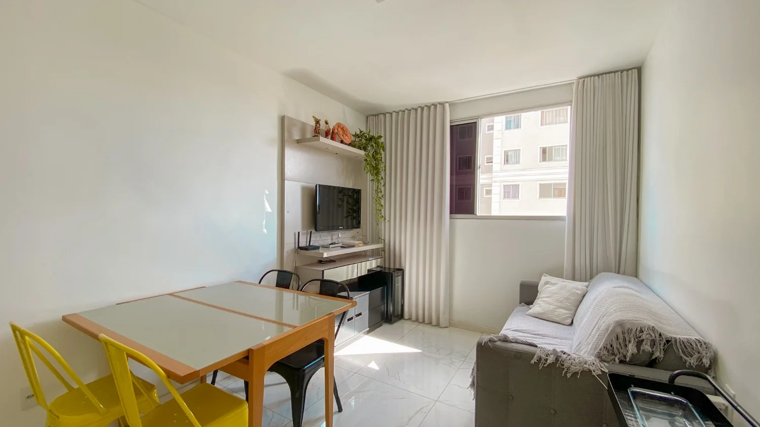 Apartamento com 2 quartos e elevador à venda no Santa Amélia
