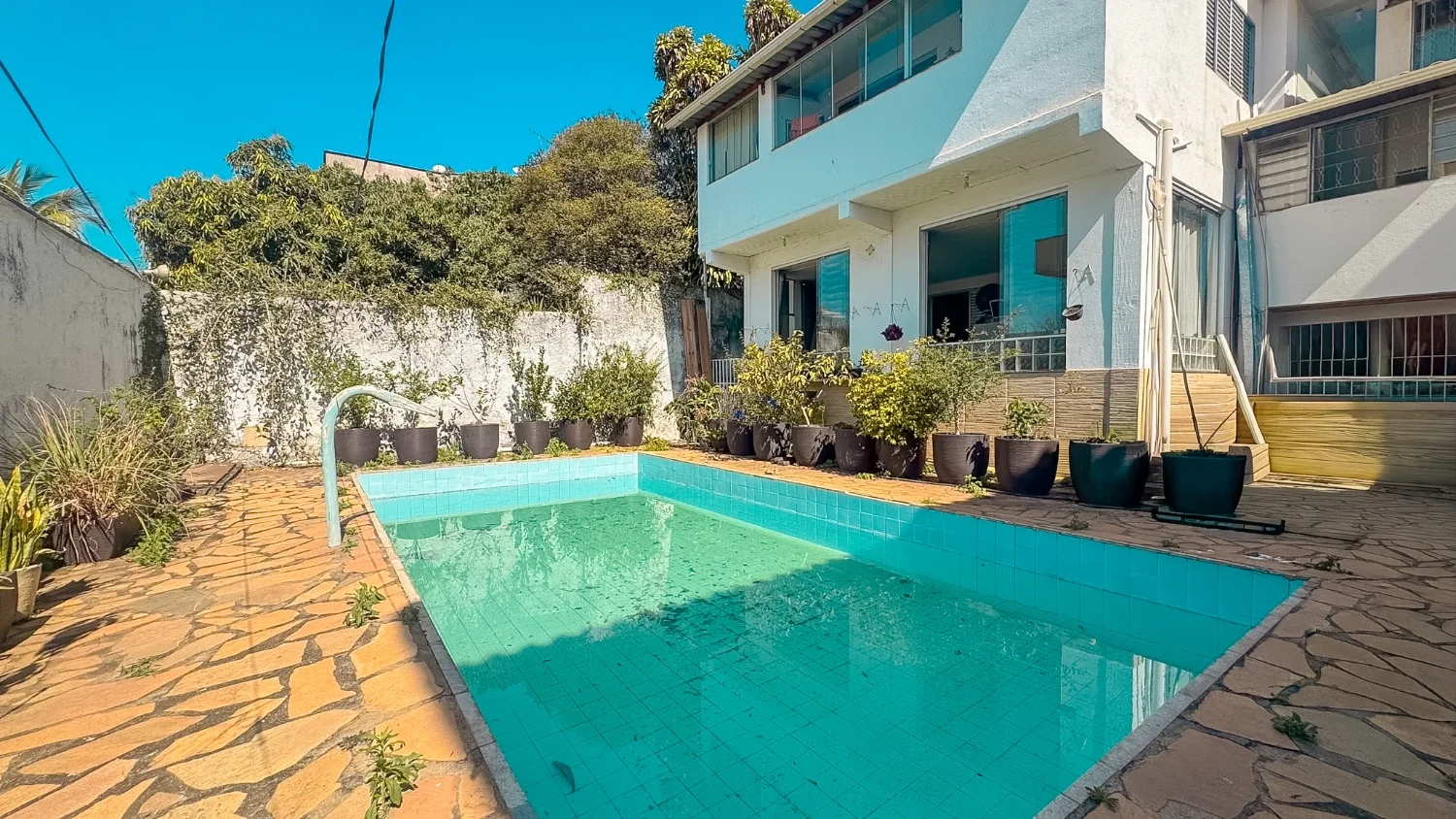 Casa com 5 quartos à venda no Santa Amélia