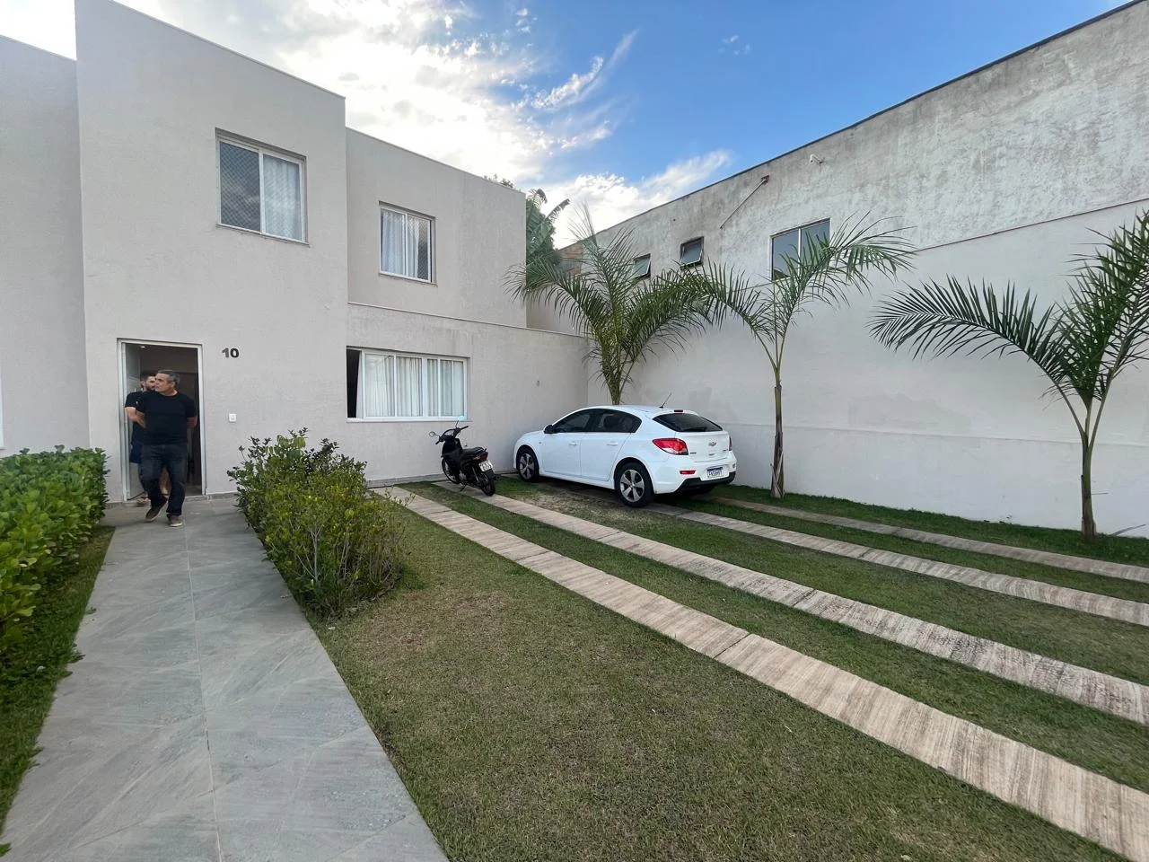 Casa em condomínio com 3 quartos para locação no Trevo
