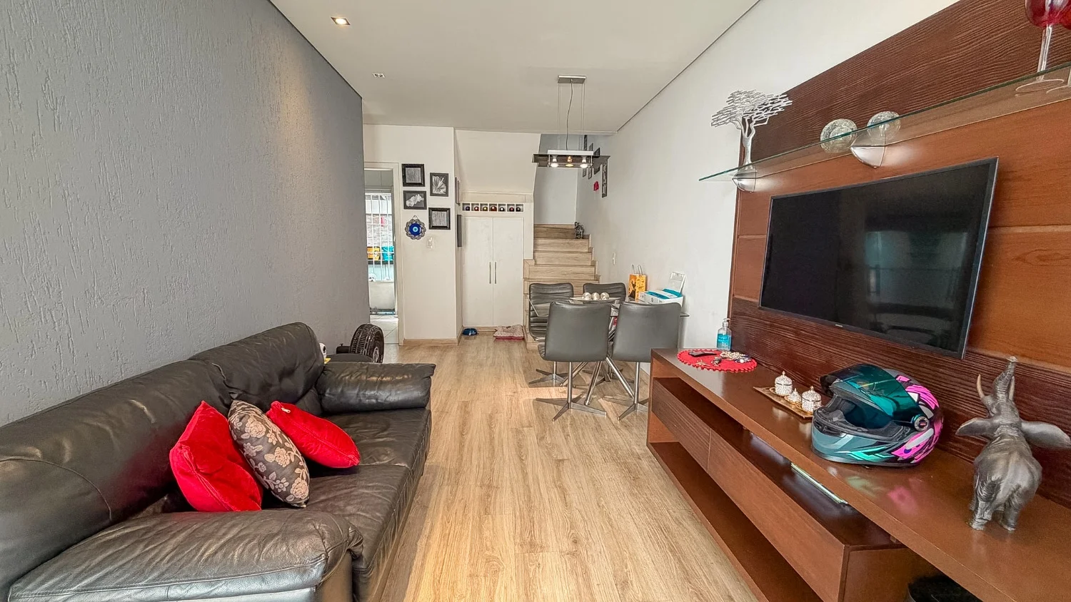Casa geminada com 3 quartos à venda no Santa Mônica